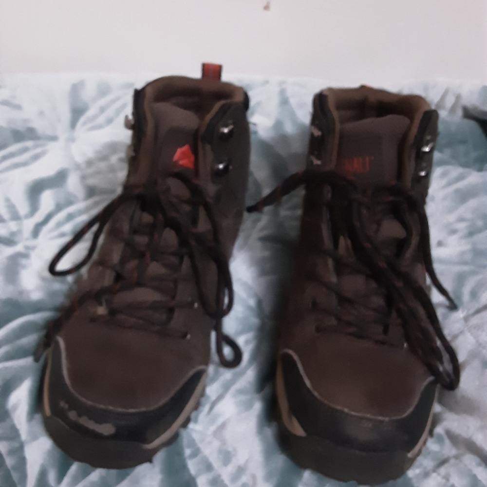 5 women's Brown hiking boots